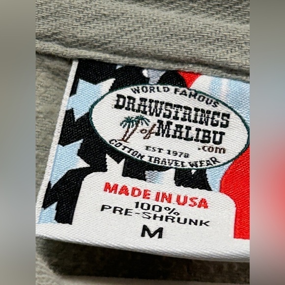 Drawstrings of Malibu green 1/4 Button pullover Shirt women’s M Travel coastal - Picture 5 of 15